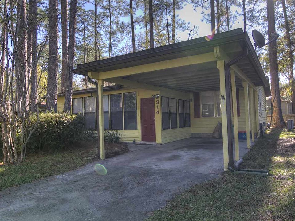 1st image of 4117 NW 85th Pl