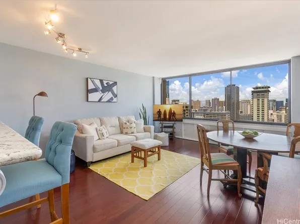 430 Lewers St #2801, Honolulu, HI 96815