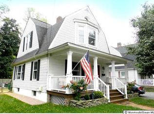 528 River Rd, Fair Haven, NJ 07704