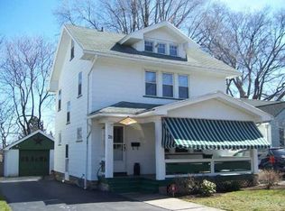 70 Vayo St, Irondequoit, NY 14609