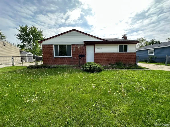 15709 Colbert St, Romulus, MI 48174