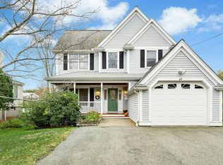 69 Bridge St, Lexington, MA 02421