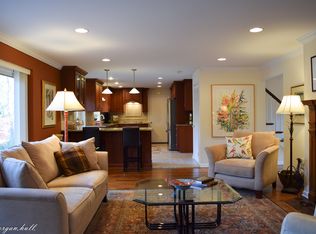 501 Oak Grove Ln, Wayne, PA 19087