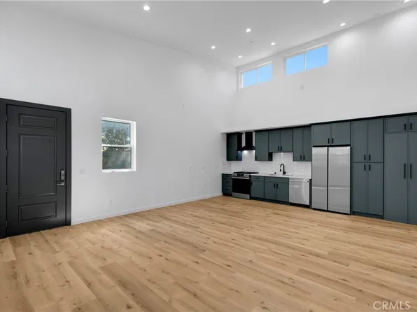 22920 Califa, Woodland Hills, CA