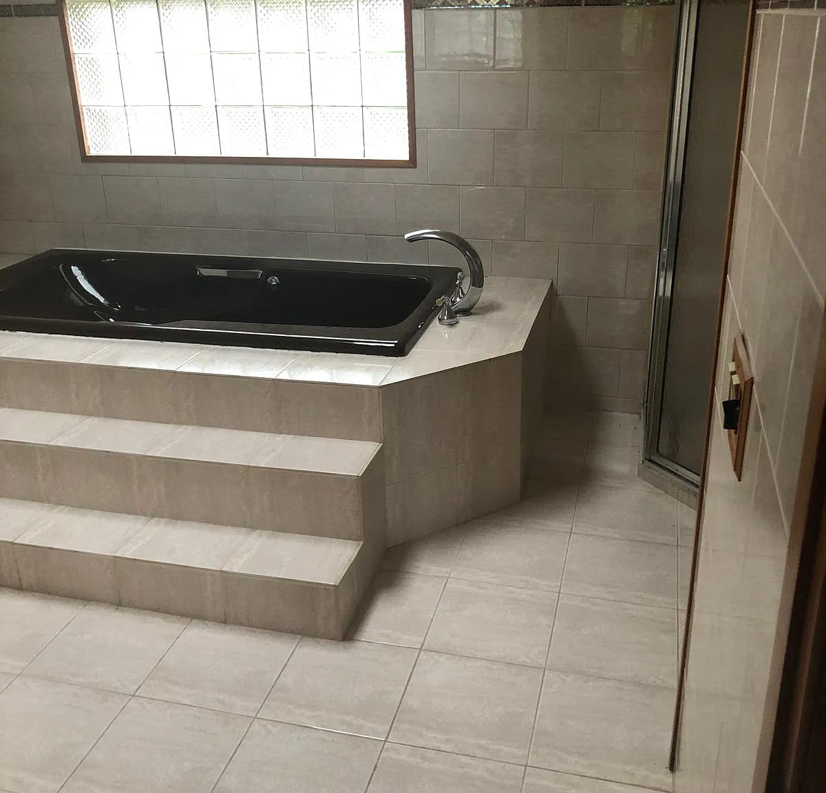 3 bed, 1404 sqft, $3,550 — Photo 4