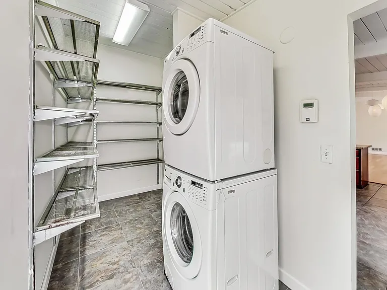 3121 Lynnray Dr — Photo 28