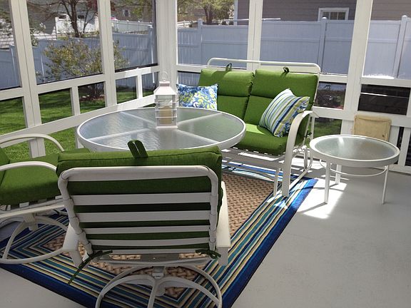 Porch from kitchen or drivwy