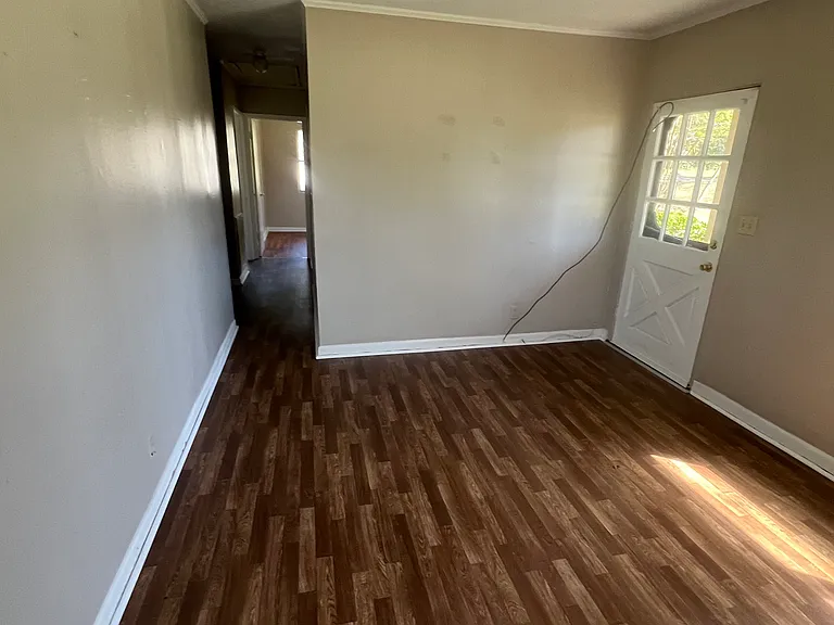106 W Pinson St — Photo 13