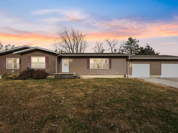 2868 Daniel Ave, Brandon, IA 52210