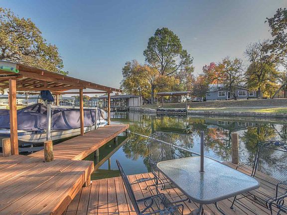 5th image of 116 Glen Oaks Dr