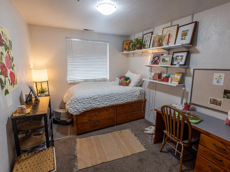 850 N University Ave #100 — Photo 8