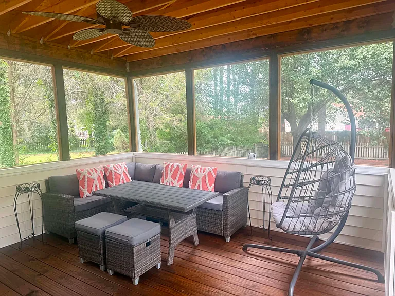 1112 Cotten Farm Dr — Photo 10