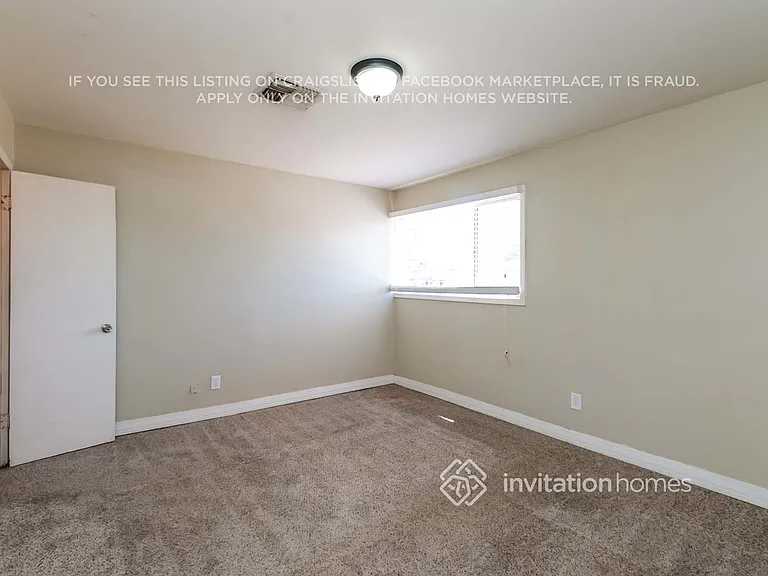4824 W Catalina Dr — Photo 11