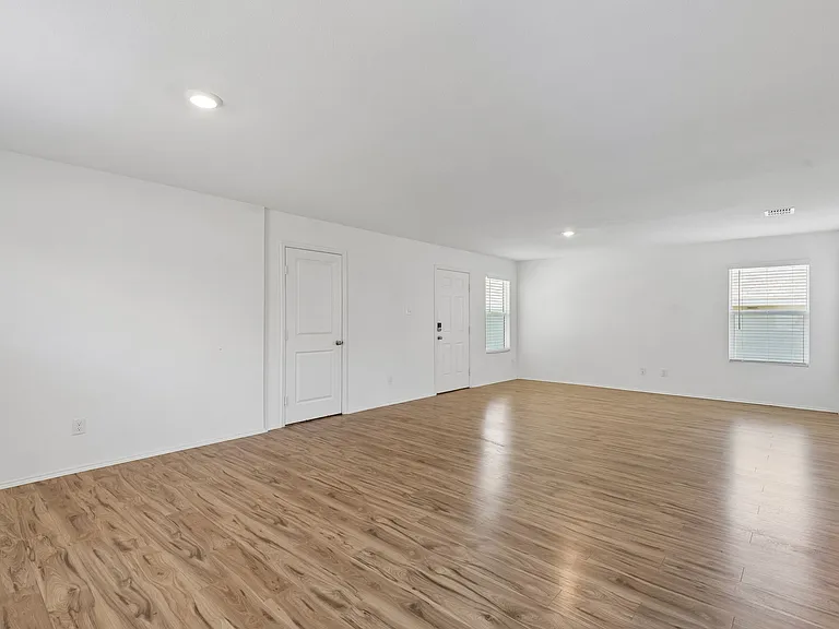 9709 Trusler Rd — Photo 3