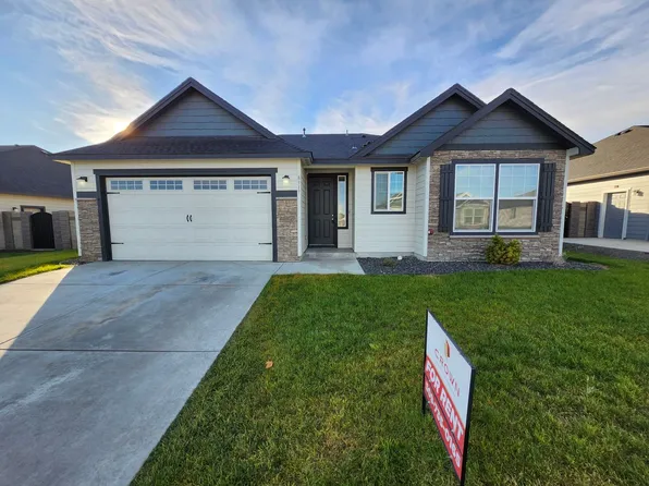 8317 Ballard Loop, West Richland, WA 99353