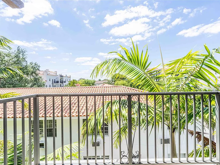 300 Majorca Ave #Penthouse 404 — Photo 14