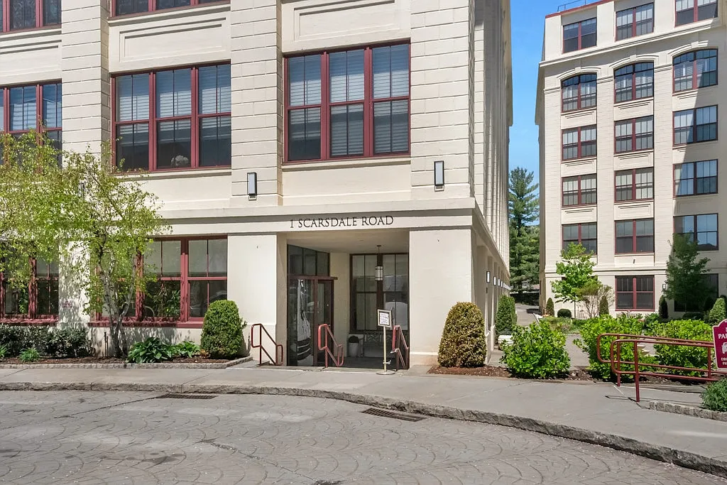 1 bed, 1.5 bath, 1550 sqft, $4,900 — Photo 1