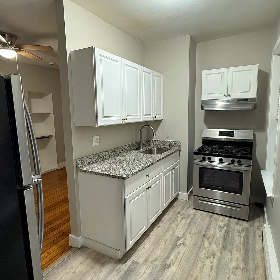 1 bed, 1.0 bath, $2,100 — Photo 1