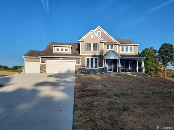 117 Forest Way, Davisburg, MI 48350