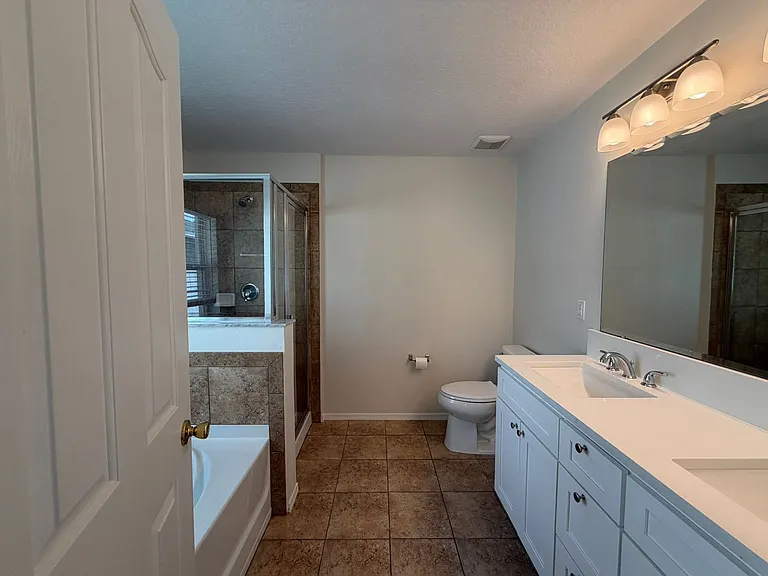 13740 Laranja St — Photo 13