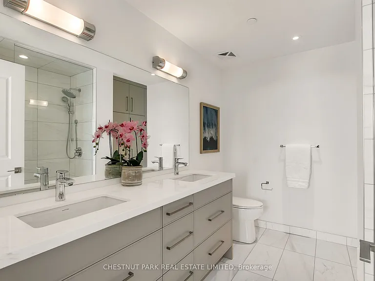 1700 Avenue Rd #Penthouse 706 — Photo 26