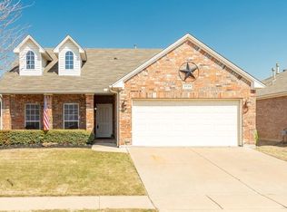 3729 Brandywine Ln, Fort Worth, TX 76244