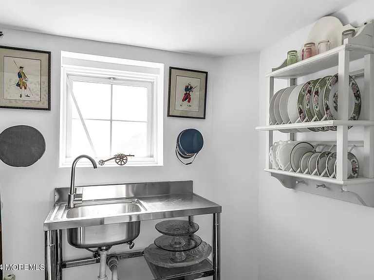 157 Portland Rd — Photo 32