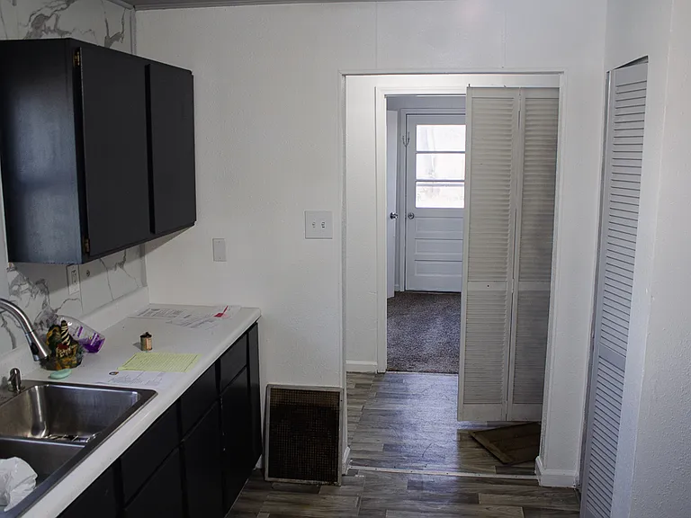 1105 Richard Dr — Photo 6