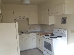 822 Mayfair Ave APT 4, Madison, WI 53714