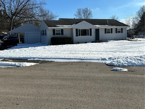 3320 Valleywood Dr, Dayton, OH 45429