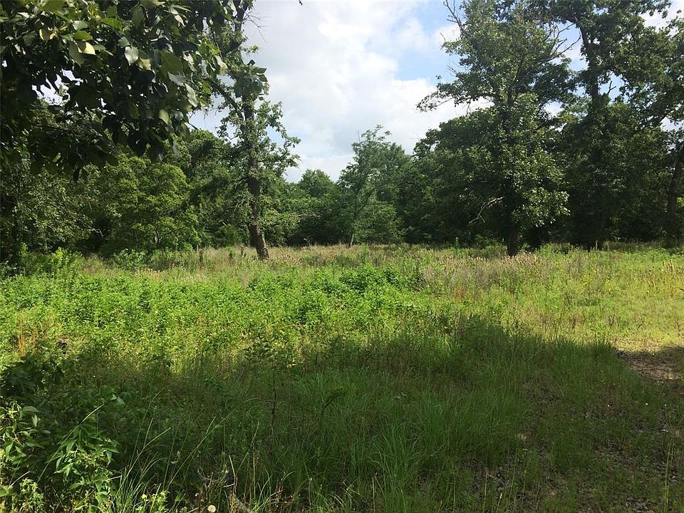 1st image of 340 Scroggins Ln