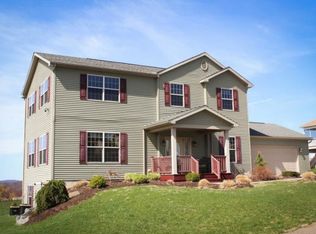 32 Rose Ln, Johnson City, NY 13790