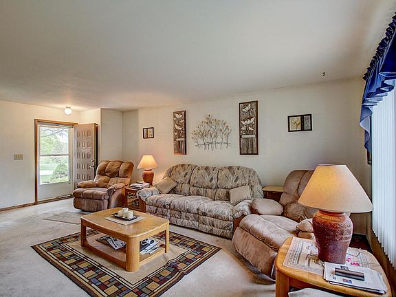 4th image of 2225 E Excalibur Ct #56