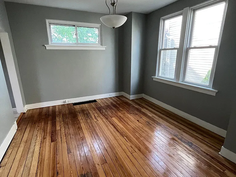206 Bertha St — Photo 6
