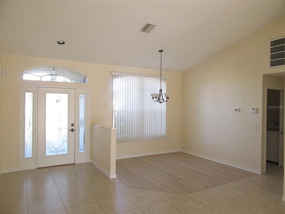 2nd image of 8171 Rocliff Ave