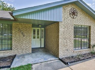 1206 Forest Cir, Huffman, TX 77336