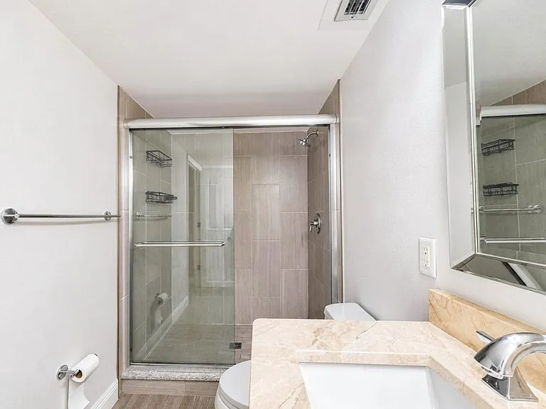 681 Palm View Dr #C1 — Photo 6
