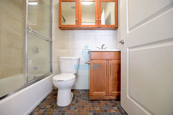 Rented by null | media 25