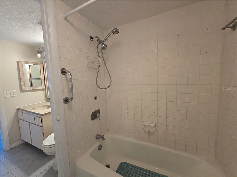 561 Fairways Cir #A — Photo 16
