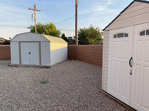 3rd image of 406 Tierra Bella Dr