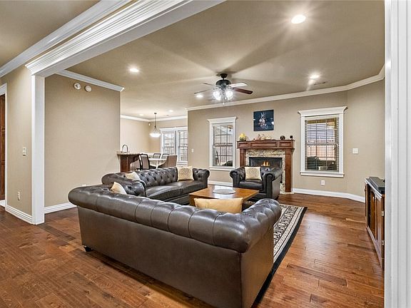 5th image of 4107 SW Lilac St