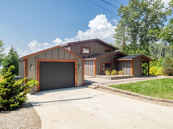 2nd image of 1466 N Eagle Lake Dr