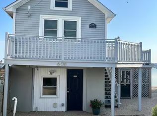 608 Park Ave, Portsmouth, RI 02871