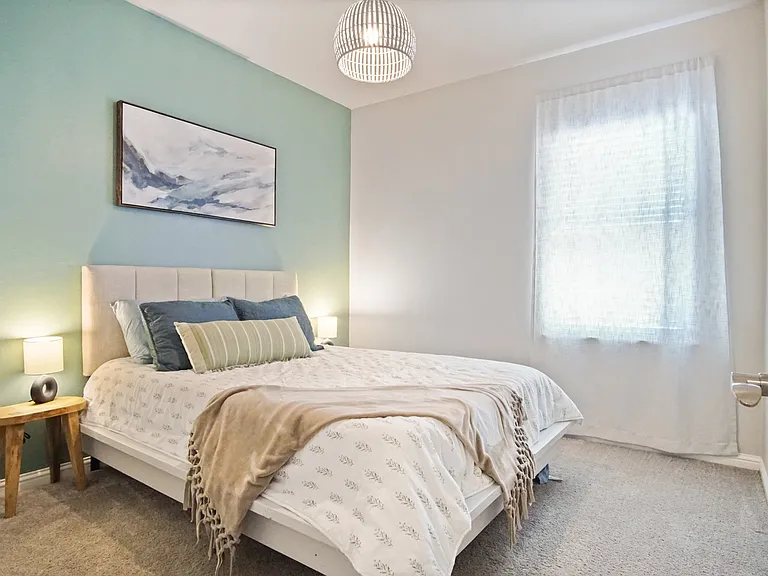 10004 Glover River Dr — Photo 32