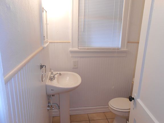 Main house downstairs bath