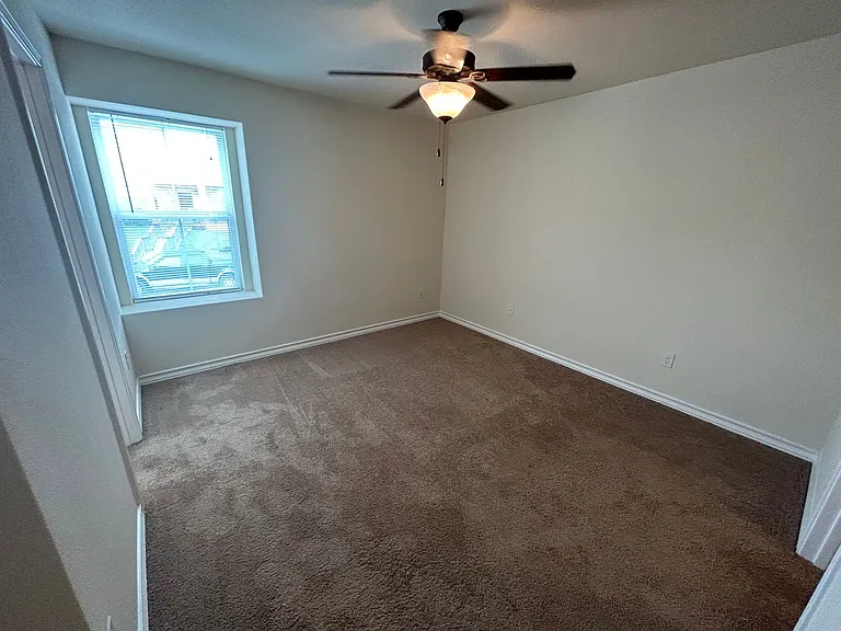 622 Meadow Arbor Ln — Photo 14