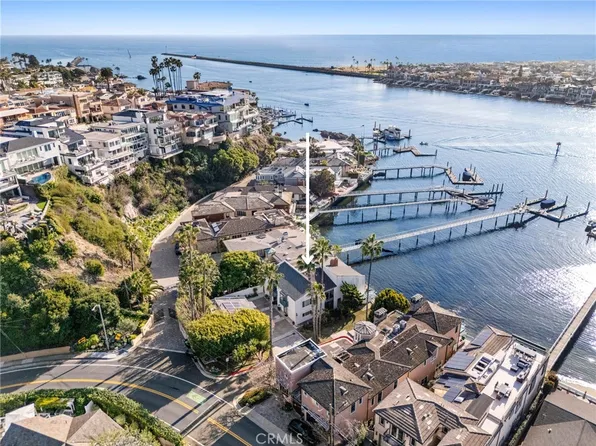115 Bayside Pl #115, Corona Del Mar, CA 92625