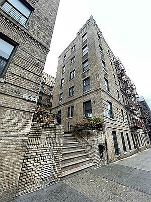 5th image of 141 W 139th St #C23