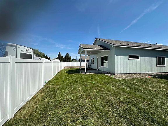 2nd image of 228 N Vercler Ln