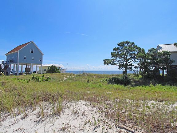 3rd image of 13 Sailfish St #1